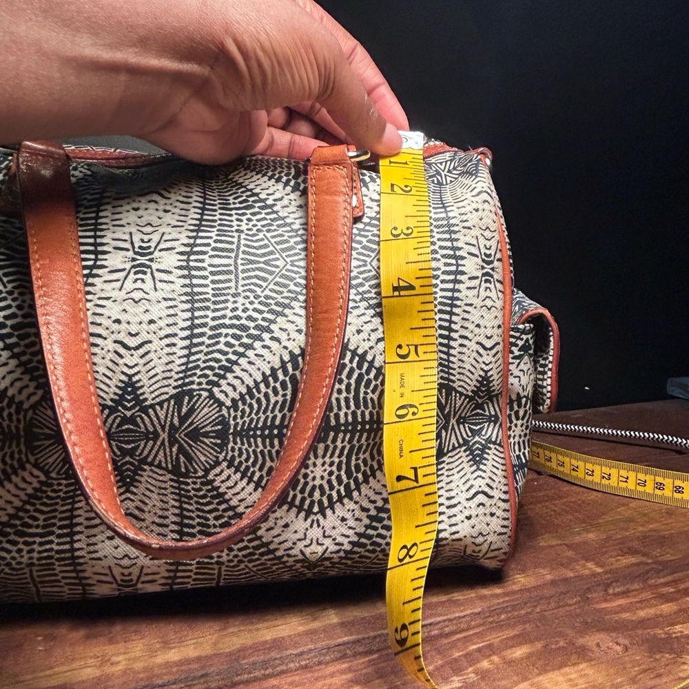 RARE L.A.M.B Aztec and lamb printed leather duffle handbag Y2K style - Picture 10 of 15